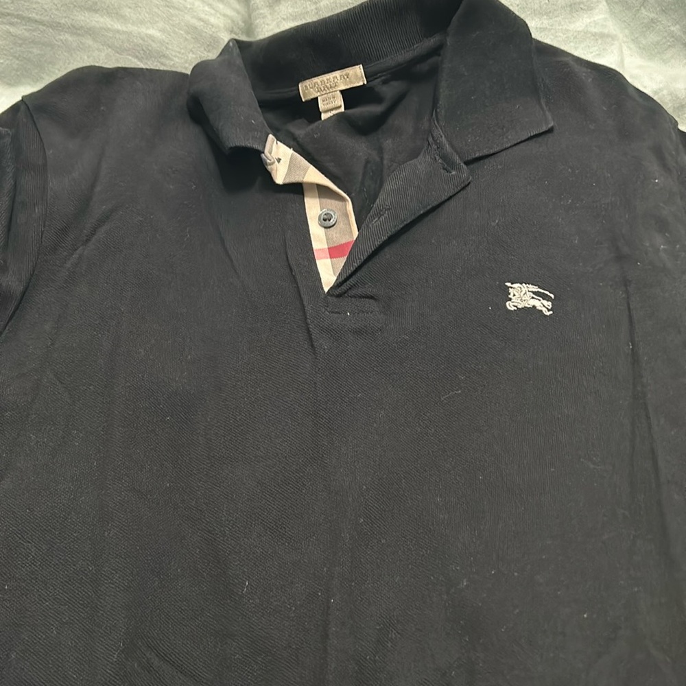 Men’s Burberry polo